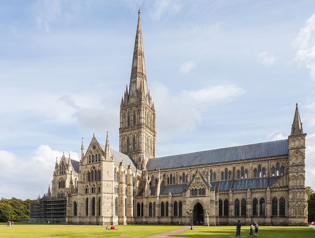 Catedral_de_Salisbury,_Salisbury,_Inglaterra,_2014-08-12,_DD_03.JPG
